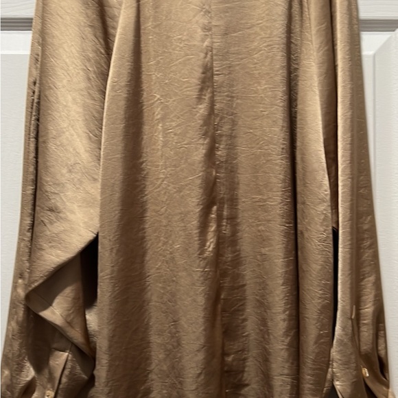 Aritzia Wilfred Relaxed Fit Blouse - Picture 4 of 4